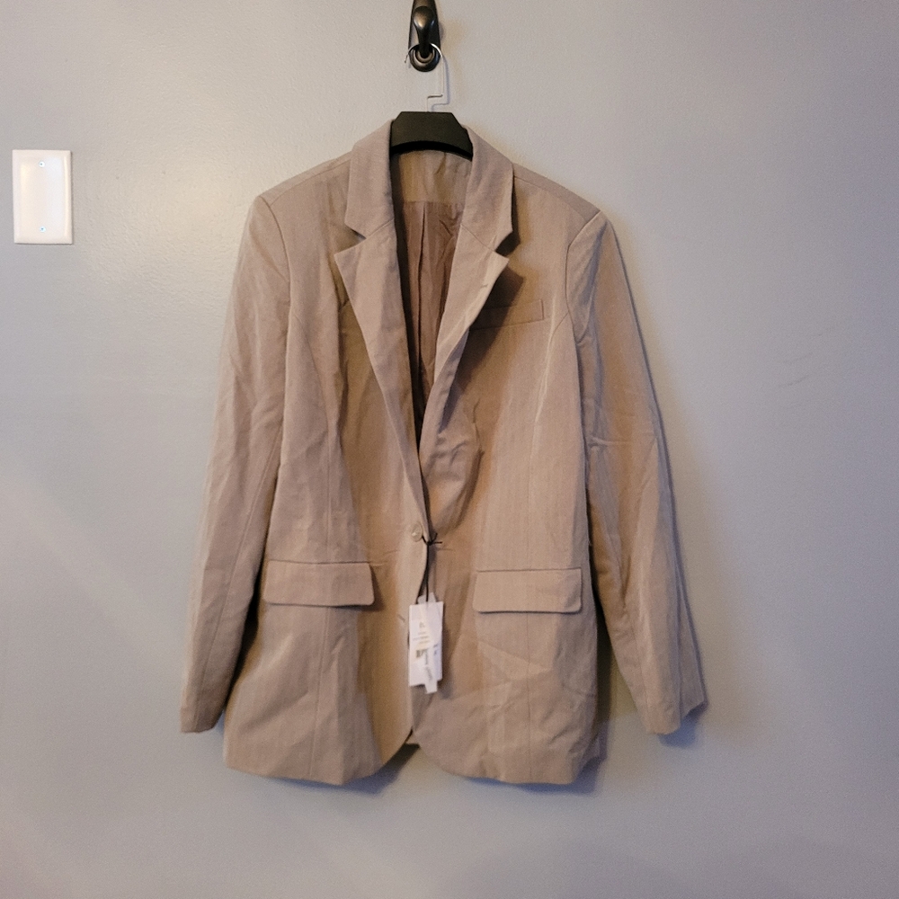 Classic Tan Women's Blazer